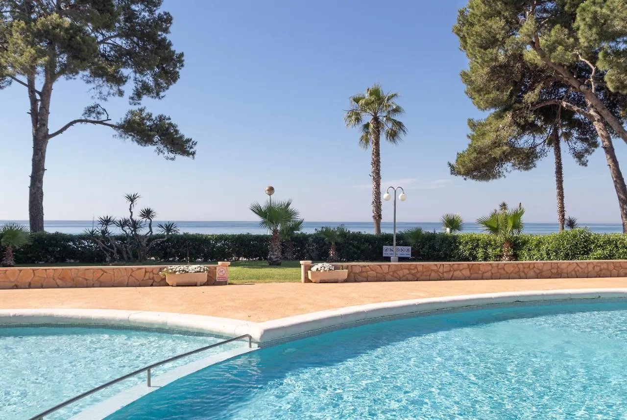 Apartamentos Internacional Arysal Cambrils España